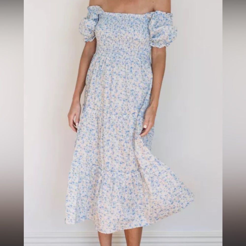 NWOT Pink Lily Blue Floral Puff Sleeve Midi Dress